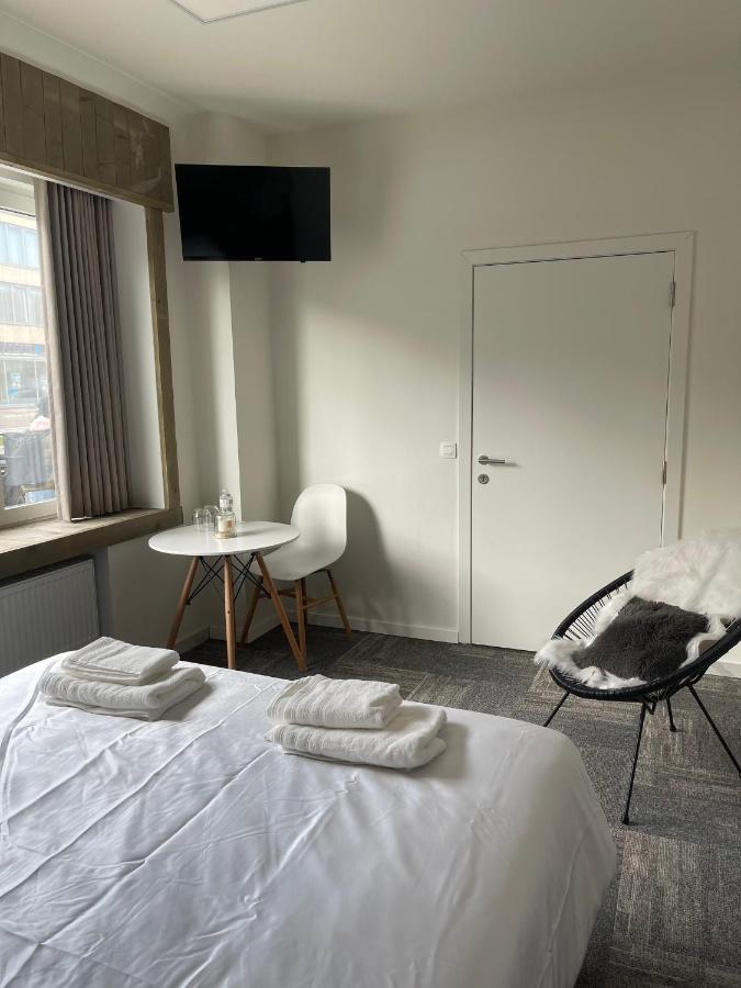 Mooie Kamer In Centrum Brugge Met Badkamer Exteriör bild