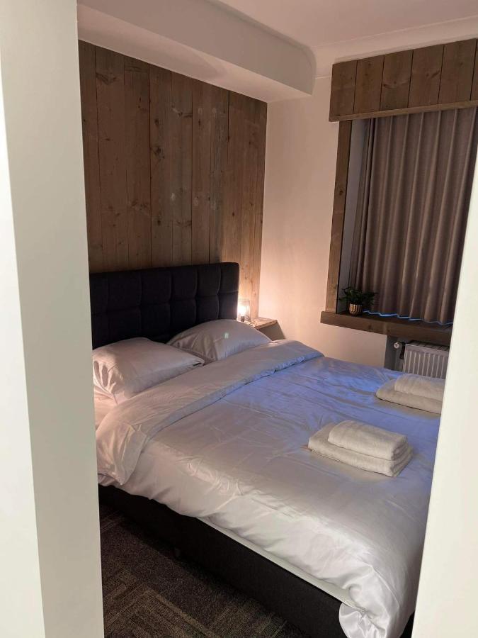 Mooie Kamer In Centrum Brugge Met Badkamer Exteriör bild